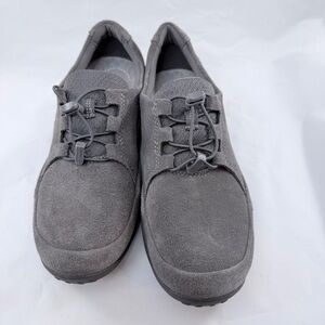 Clarks Collection Suede Bungee Slip-On Shoes Haley Rhea Athleisure Women 10/41.5